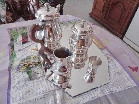 SERVICE  THE EN ARGENT  150 Saint-Hilaire-du-Rosier (38)