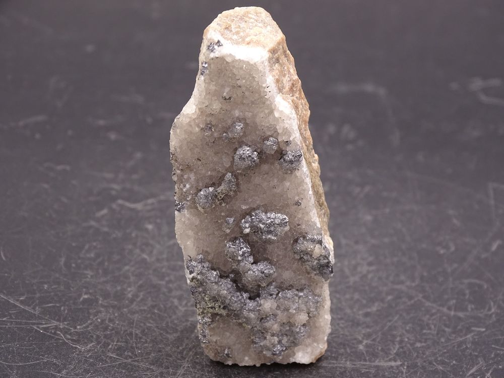 Gal&egrave;ne sur Quartz La Maladrerie Villefranche-de-Rouergue 