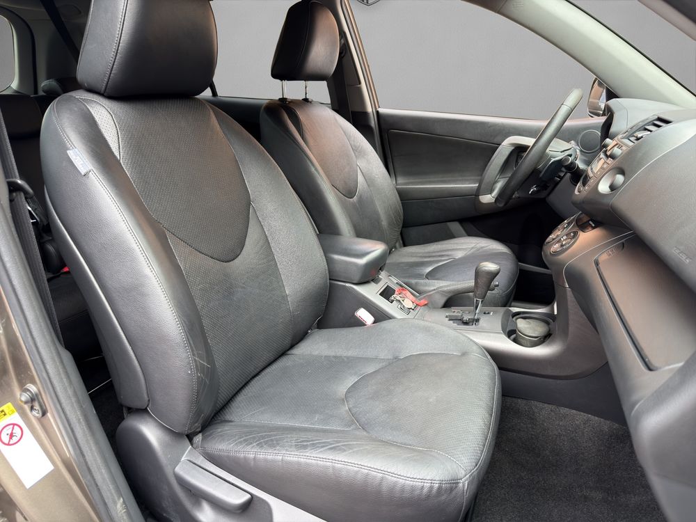 RAV 4 RAV4 150 D-CAT 4WD Clean Power A 2009 occasion 93390 Clichy-sous-Bois