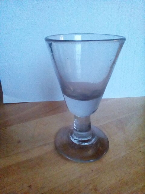 VERRES BISTROT ANCIENS Pluguffan (29)