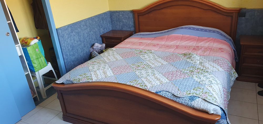CAUSE DEMENAGEMENT CHAMBRE A COUCHER Meubles