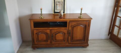 BUFFET BAS L'Isle-Jourdain (86)