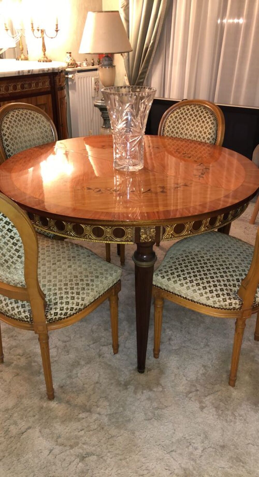 TABLE 4 places et chaises LOUIS XVI Meubles