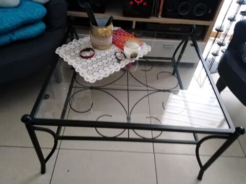 table de salon 20 La Fert-sous-Jouarre (77)