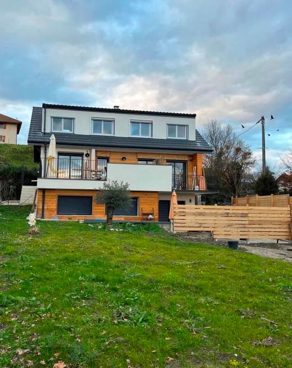 Location Maison Maison-appartement, 15 min Genève, type T5 133 m, 4 chambres Prévessin-moëns