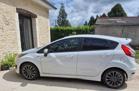 Ford fiesta 1.0 EcoBoost 125 ch S&S BVM6 ST-Line