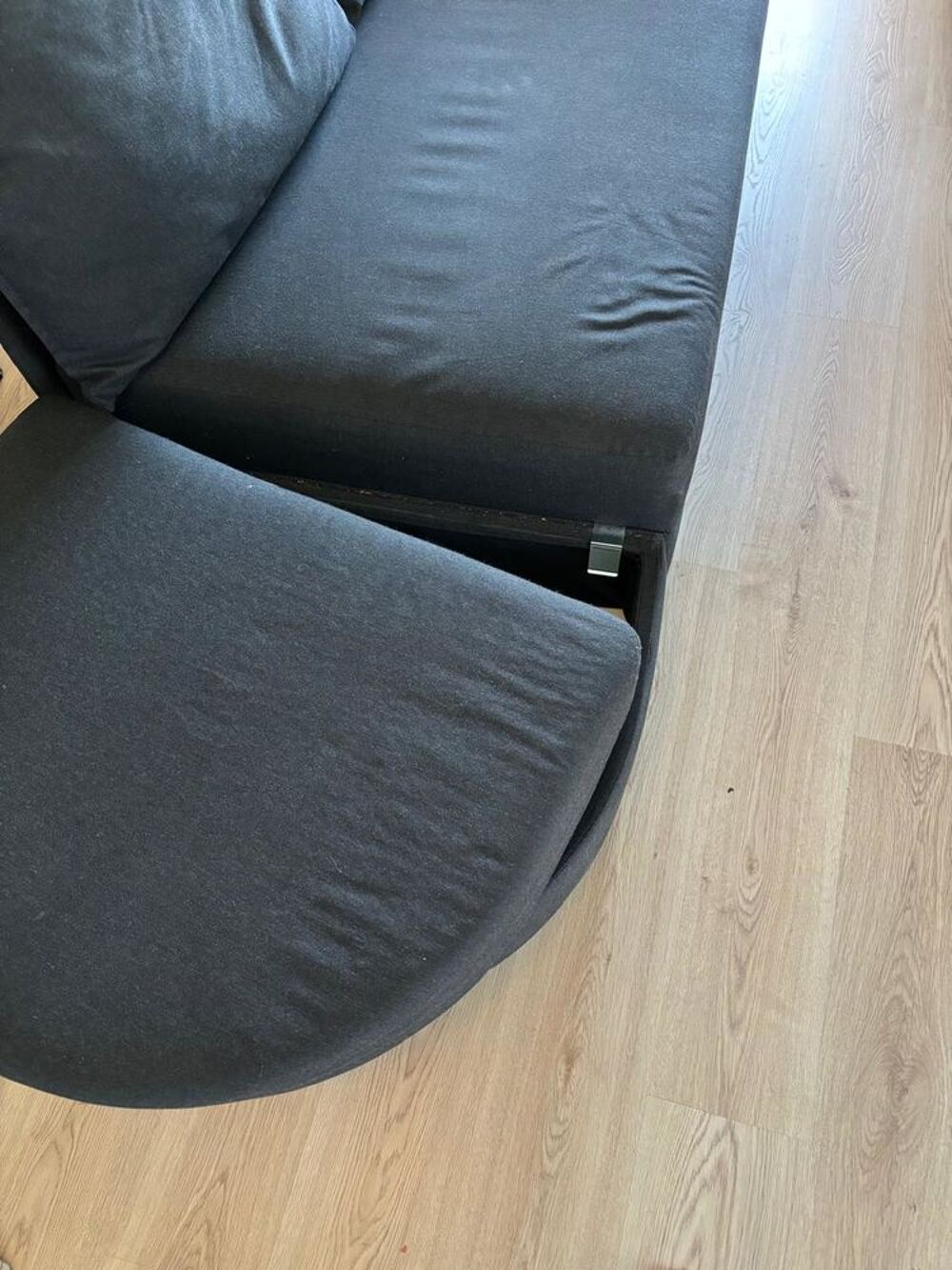 Canap&eacute; convertible IKEA 2 places-Gris fonc&eacute;- Tr&egrave;s bon &eacute;tat Meubles