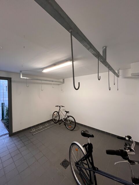  Parking / Garage � louer 2 m� Paris