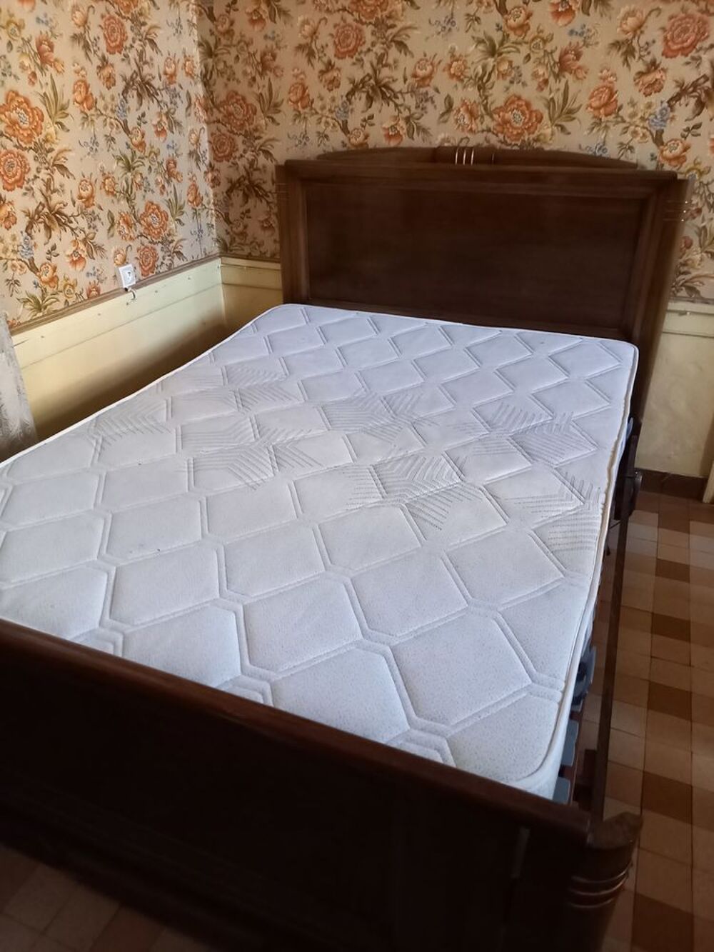 Lit et matelas Meubles