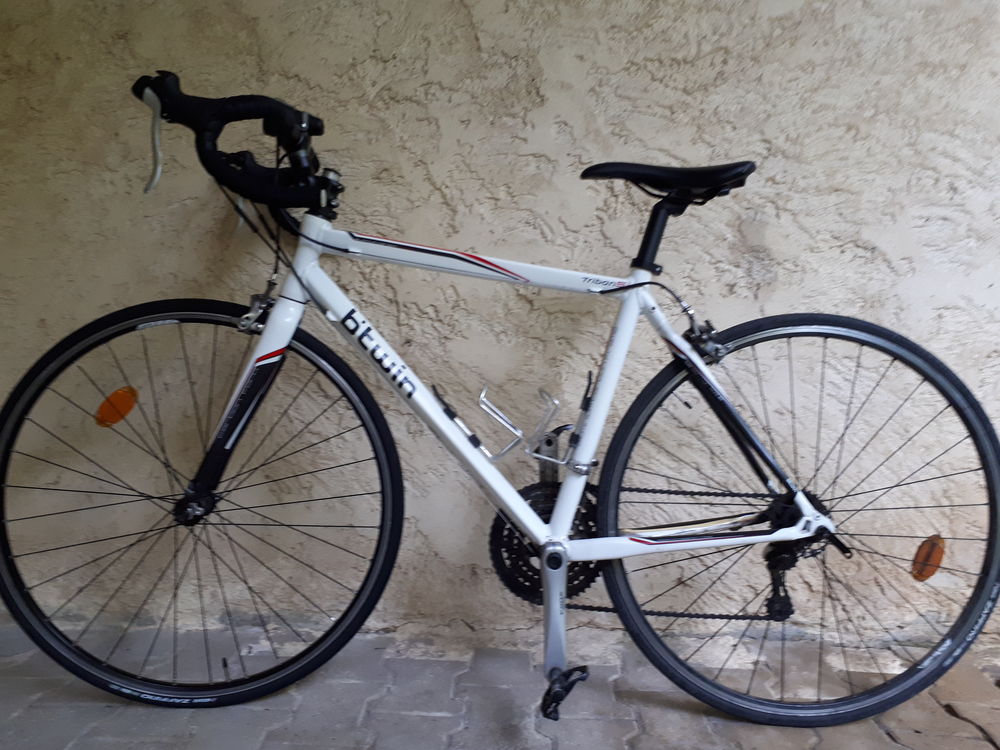 V&eacute;lo route B'Twin Trban 5 Vélos