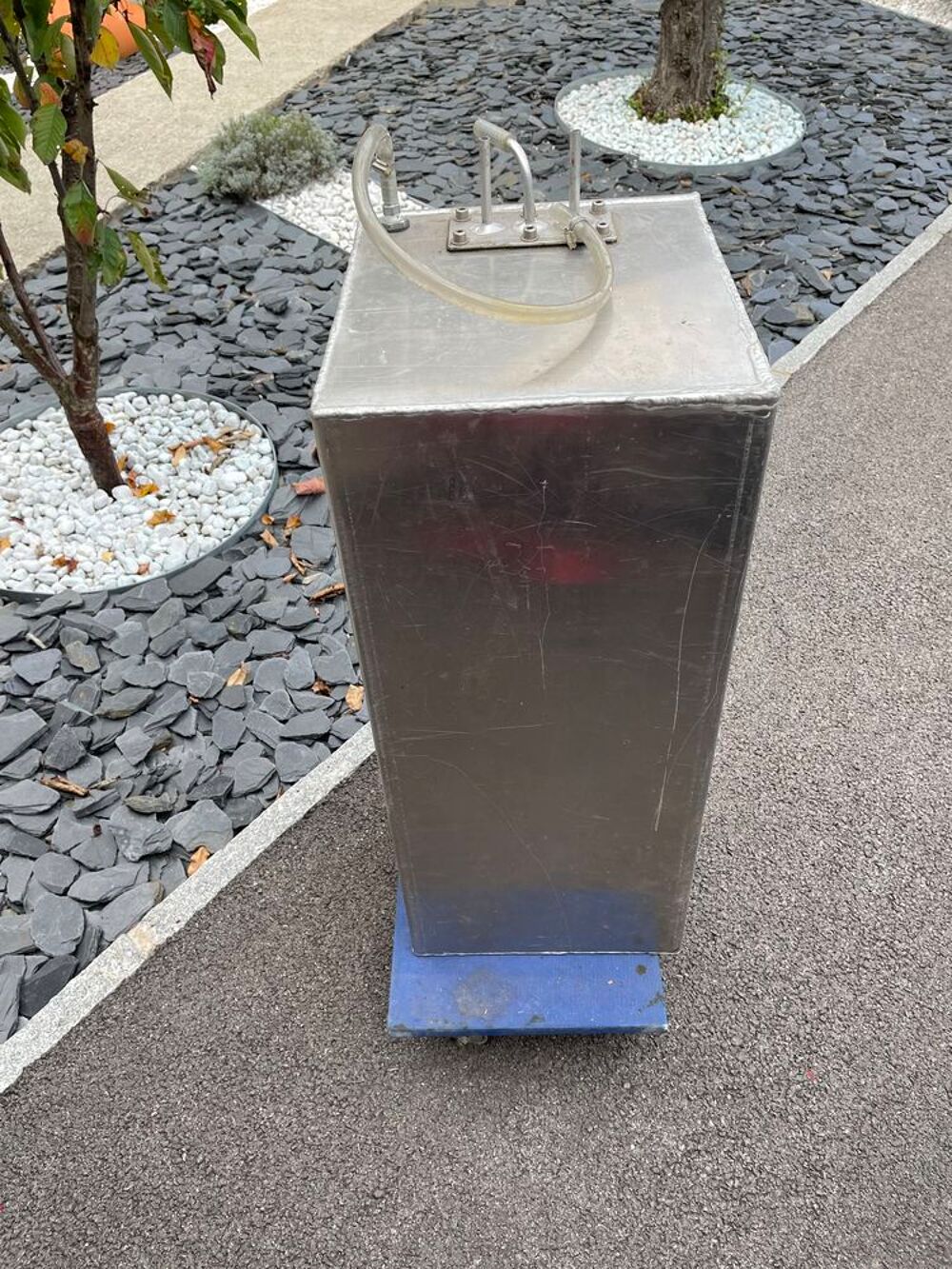 Prototype cuve &agrave; eau pour fourgon ou camion Bricolage