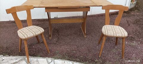 Table  manger + chaises 40 Blois (41)