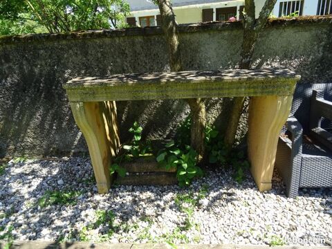 Chemin�e ancienne du XV en pierre dor� 1450 Saint-Jean-de-Gonville (01)