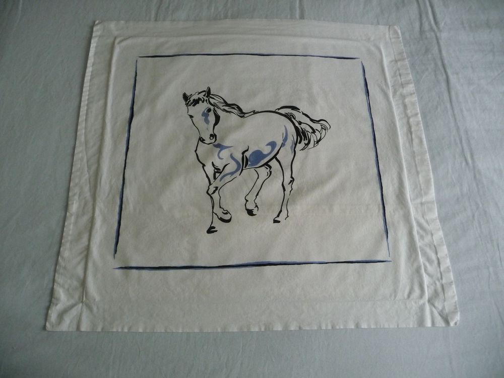 Taie oreiller grandes dimensions motif cheval Décoration