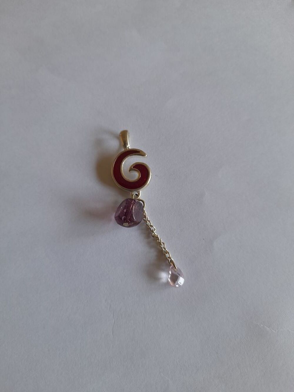 Pendentif violet (28b) Bijoux et montres