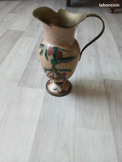 Pichet en laiton �maill�  5 La Rochelle (17)