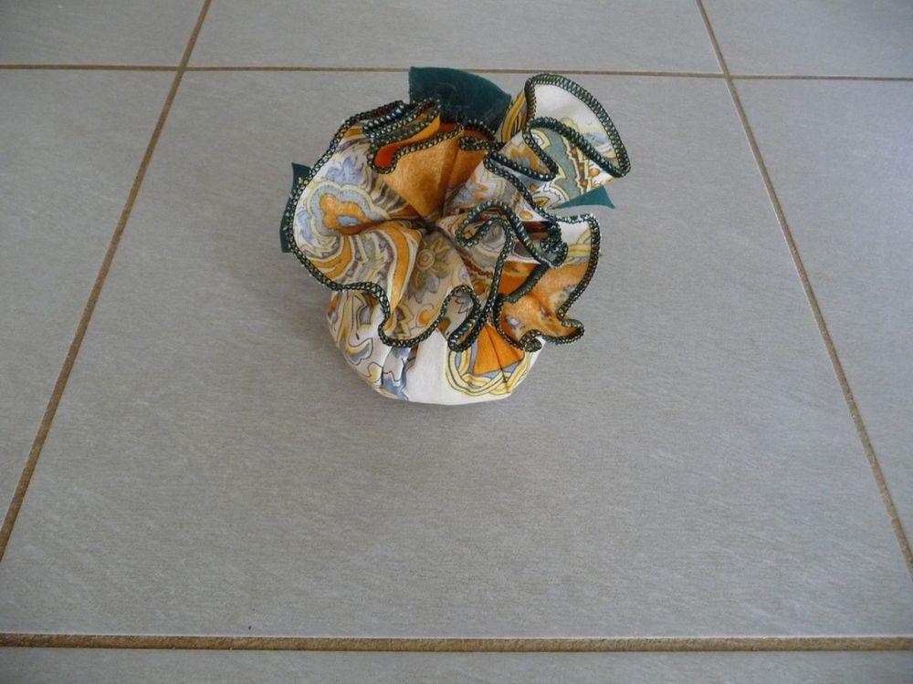 Sachet forme boule de lavande Décoration