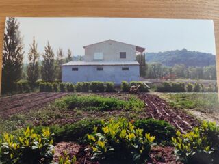  Propriété/château à vendre 2/3 pièces 750 m²