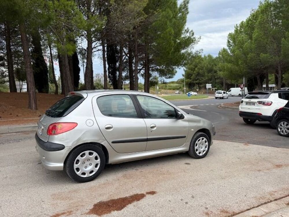 206 1.4 HDi 70cv XT Premium (4 CV) 2003 occasion 34690 Fabr&egrave;gues