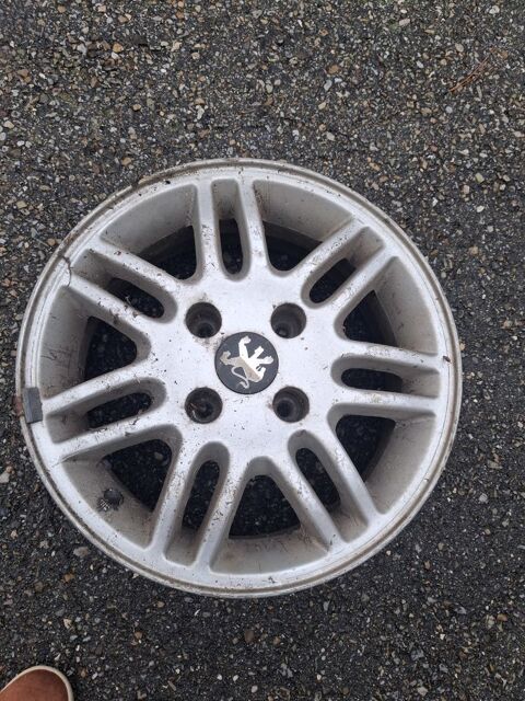 Pi&egrave;ces et &eacute;quipements Voiture Pi&egrave;ces et &eacute;quipements Voiture  occasion Saint-&Eacute;tienne 42000