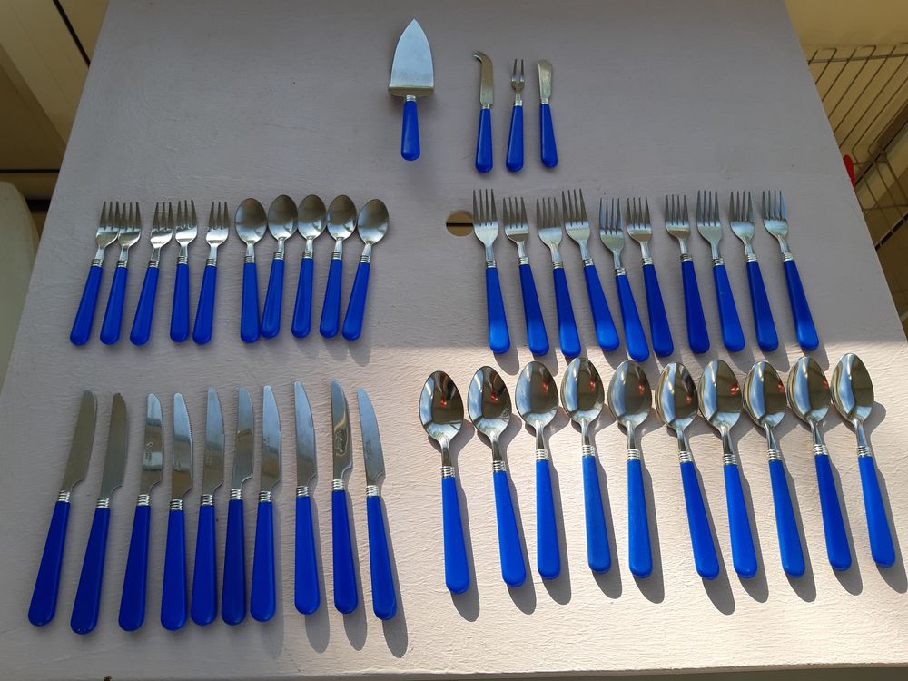 Porte-Couverts &amp; Lot Couverts Bleus. Cuisine