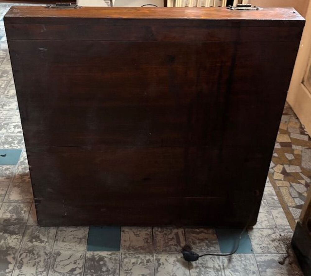 Meuble bar avec &eacute;clairage int&eacute;gr&eacute; Meubles