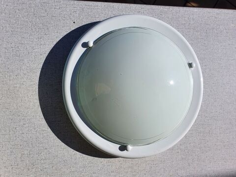 �CLAIRAGE -CACHE AMPOULE EN VERRE - Diam�tre: 32 9 Blanzat (63)