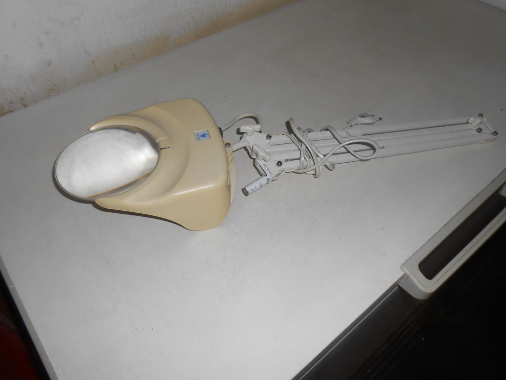 LAMPE LOUPE Bricolage