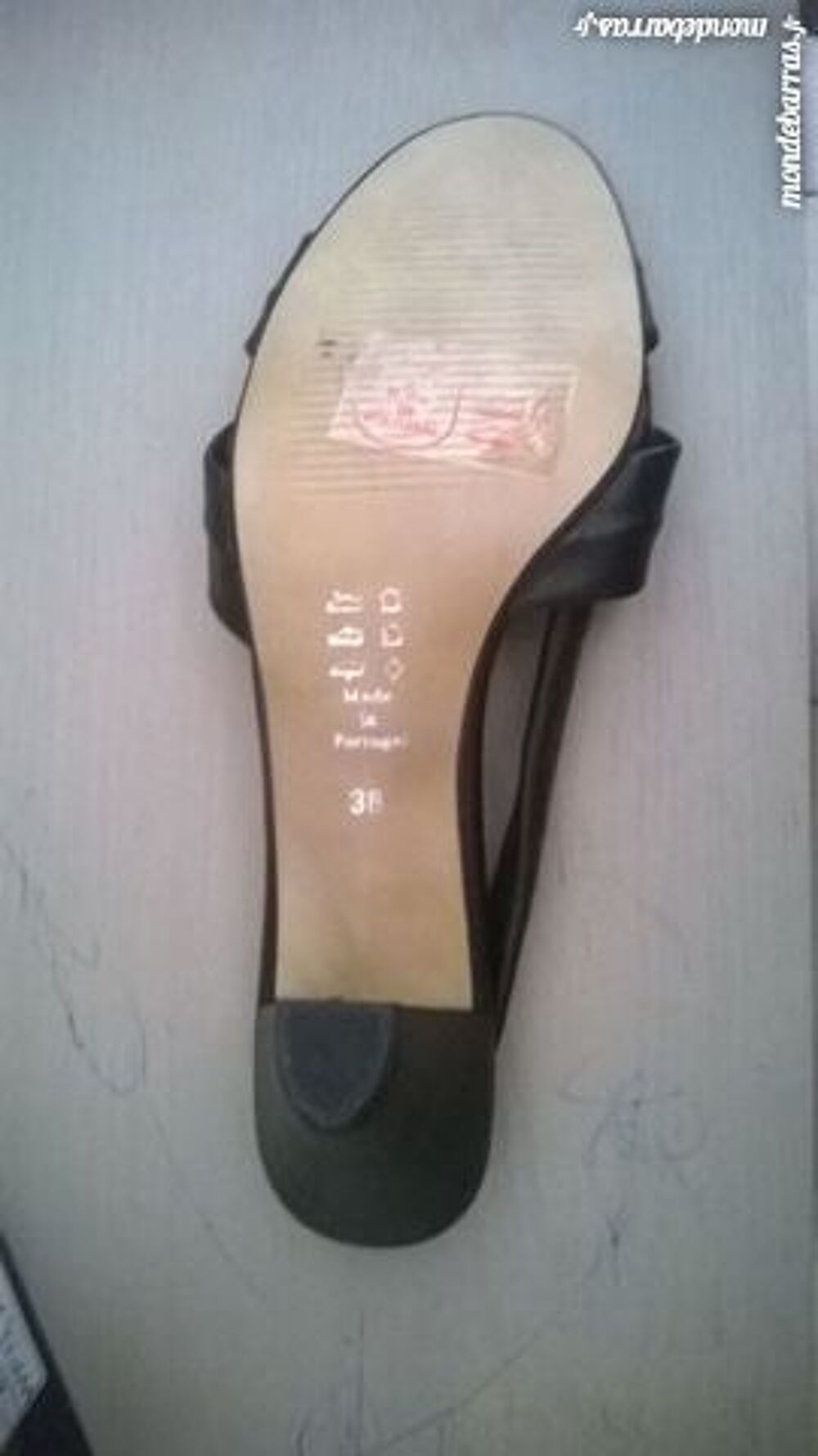 Sandales &agrave; talons NEUVES tout cuir marque DICO Chaussures