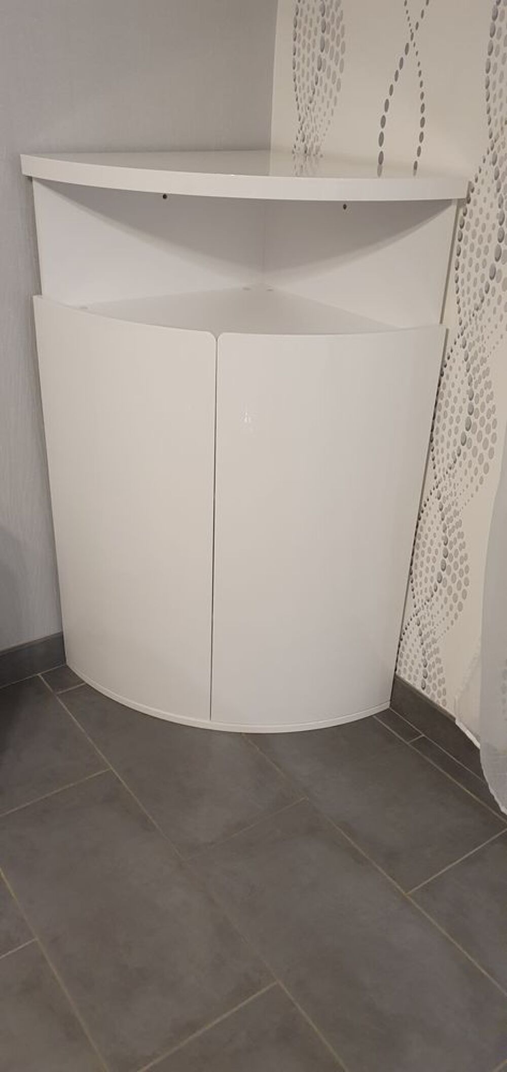 Meuble d'angle blanc laqu&eacute; Meubles