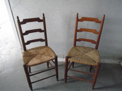 2 chaises de cuisine 20 Luon (85)