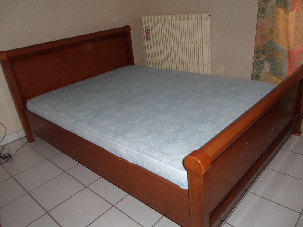 Lit complet 140 cm en Merisier Meubles