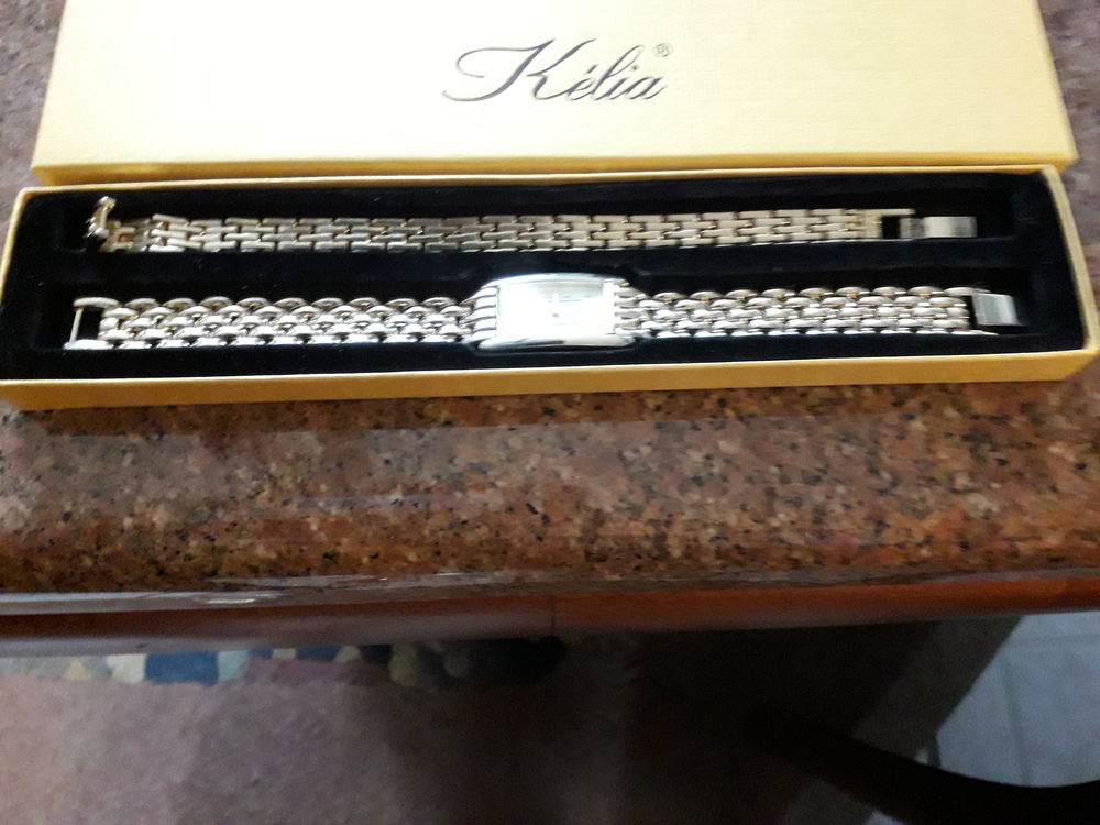 bracelet et montre paqu&eacute; or Bijoux et montres