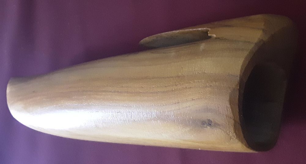 conteneur en bois clair d'olivier verniss&eacute; en ext&eacute;rieur Cuisine