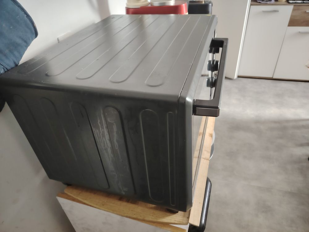 BRANDT FC55MUBSL Mini-four - 55L - 2200W - Noir Electroménager
