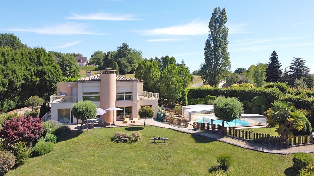   appartement EST 85M2,T2 avec 2terrasses plein pied. Piscine. Aquitaine, Simeyrols (24370)
