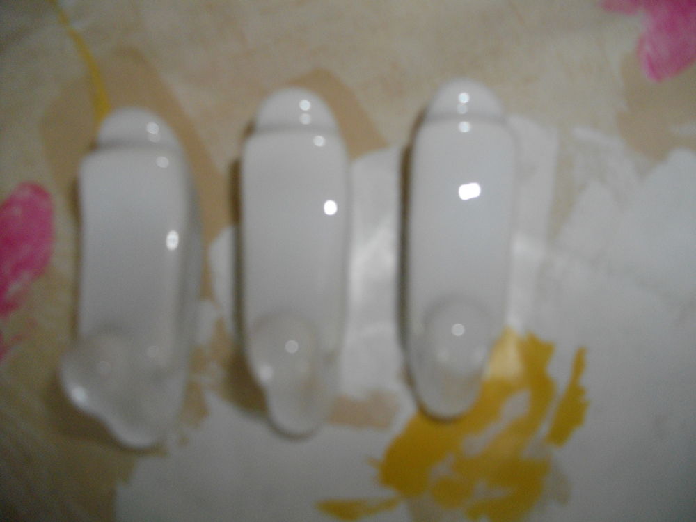 DOUZE PORTE COUTEAUX BLANCS Cuisine