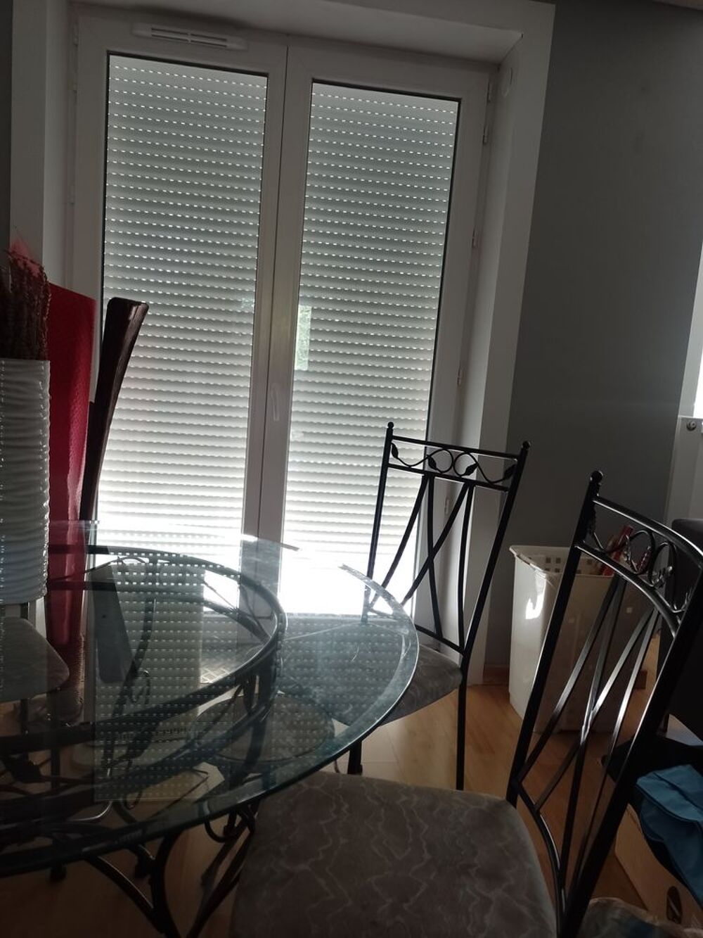 tables et chaises SAM et cuisine Meubles