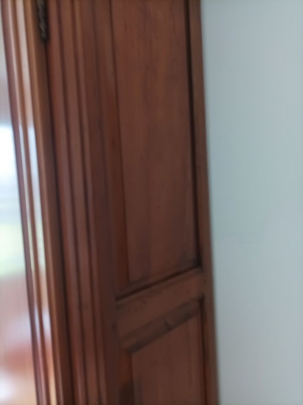 Armoire de corps tr&egrave;s bon &eacute;tat Meubles