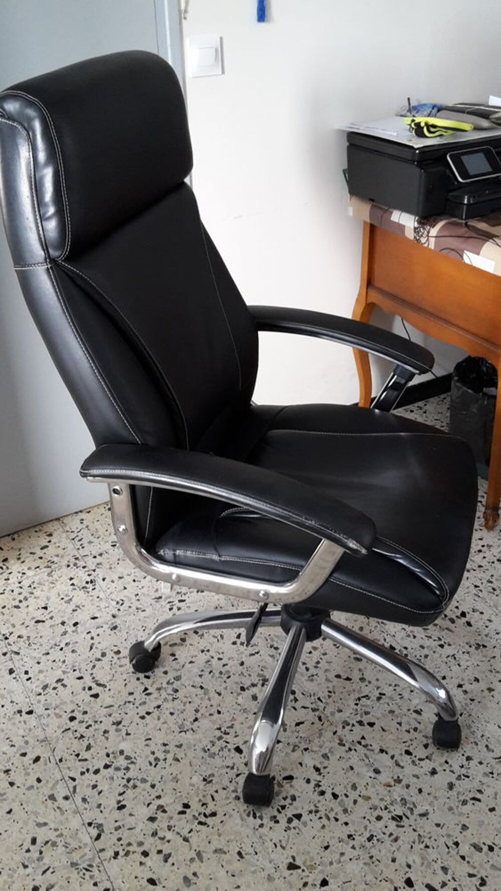 FAUTEUIL CUIR NOIR Meubles