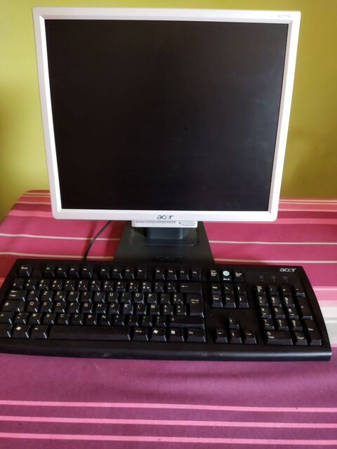 Ecran PC 15 Faverolles-sur-Cher (41)