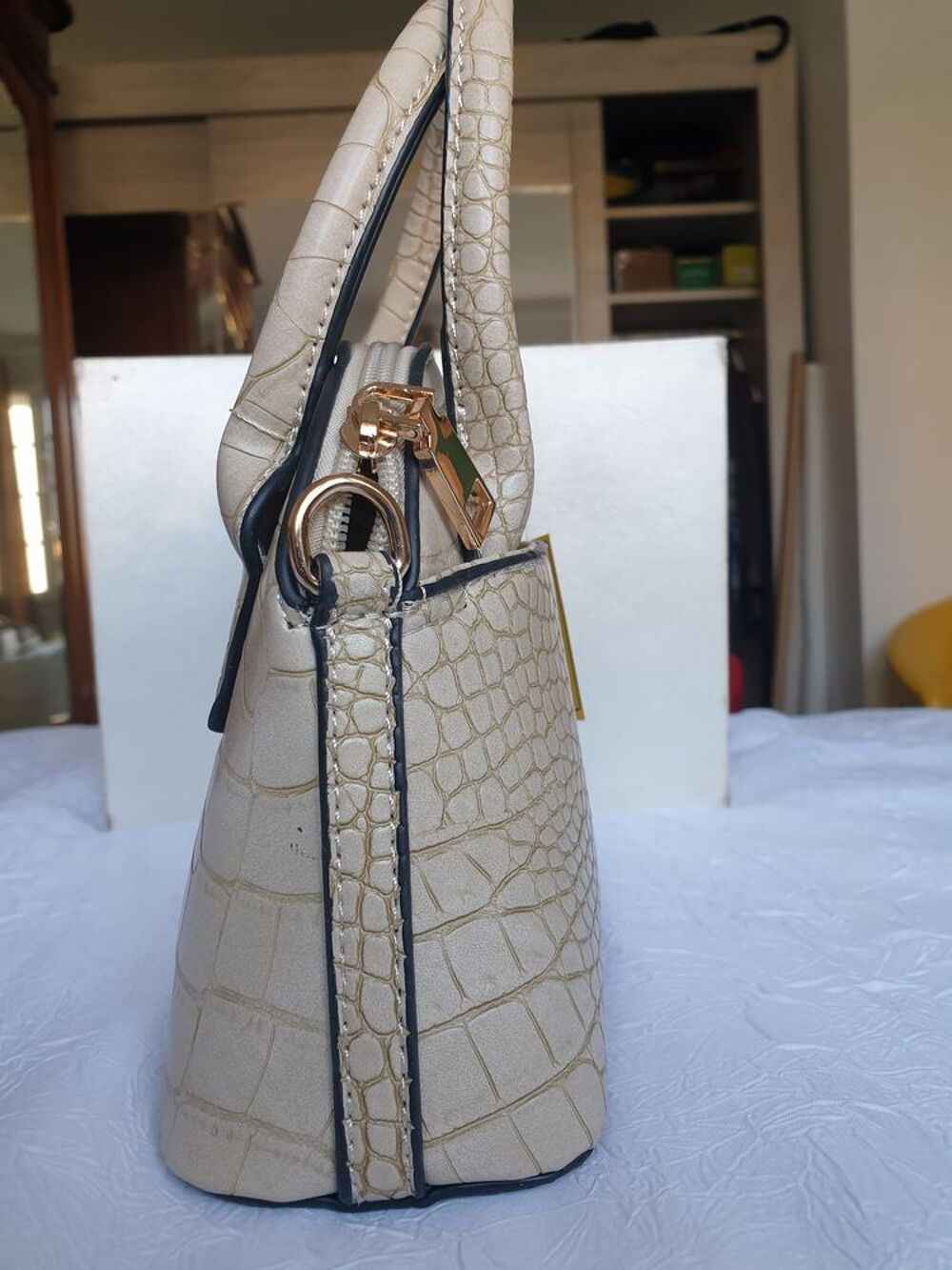 Petit sac &agrave; main beige Maroquinerie