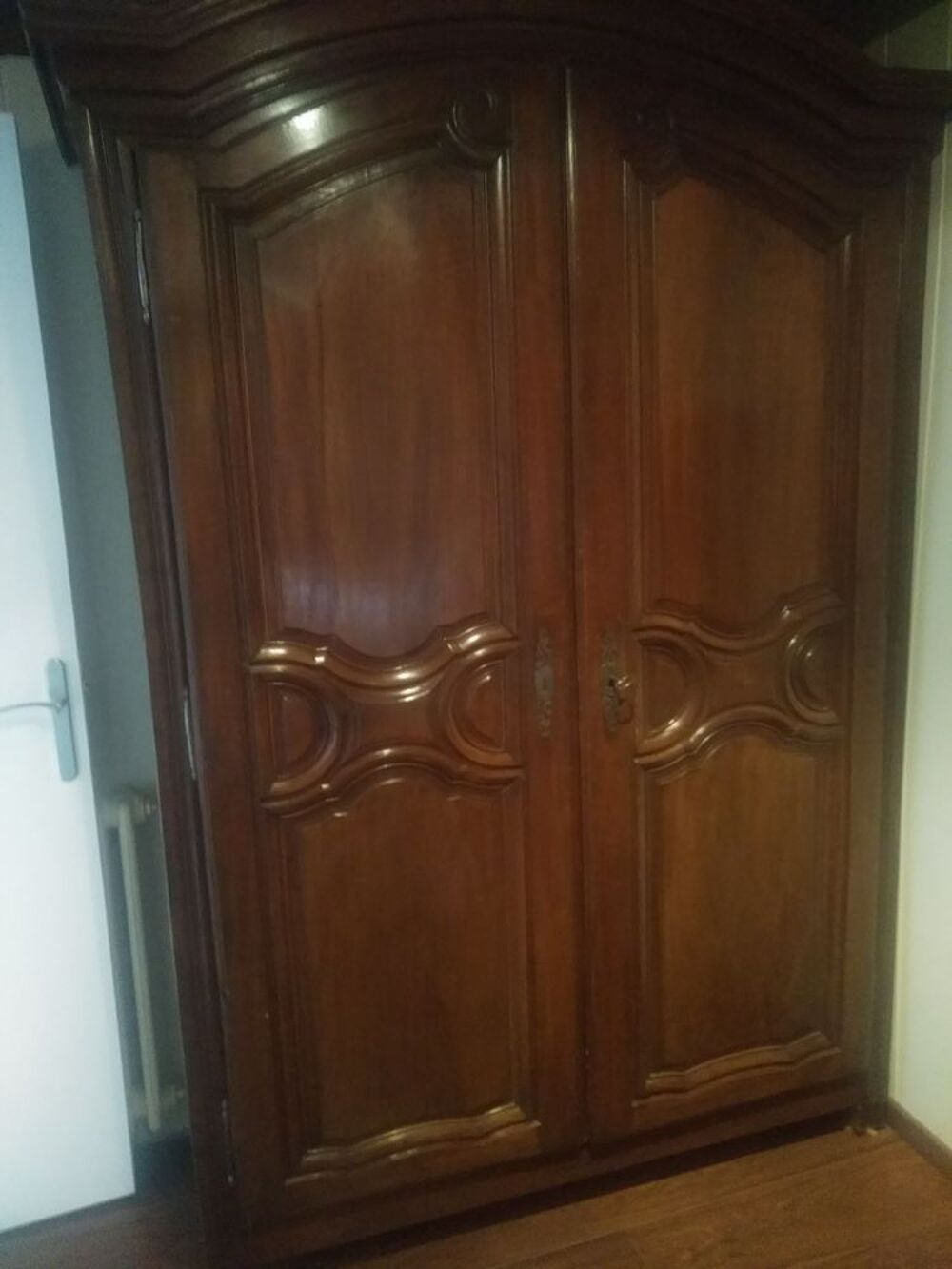 belle armoire ancienne Meubles