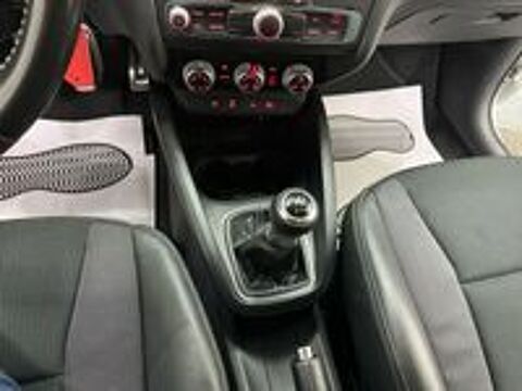 A1 Sportback 1.4 TFSI 125 BVM6 S line 2018 occasion 69120 Vaulx-en-Velin