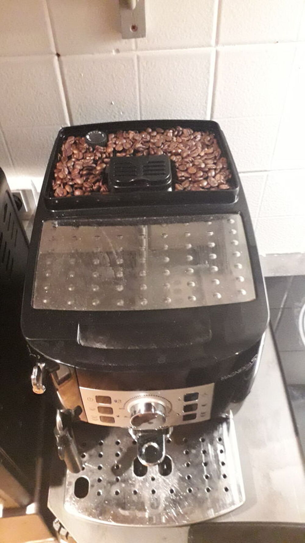 Machine &agrave; caf&eacute; Delonghi Electroménager