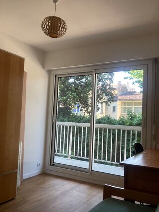  Chambre à louer 2 pièces 30 m² Bordeaux