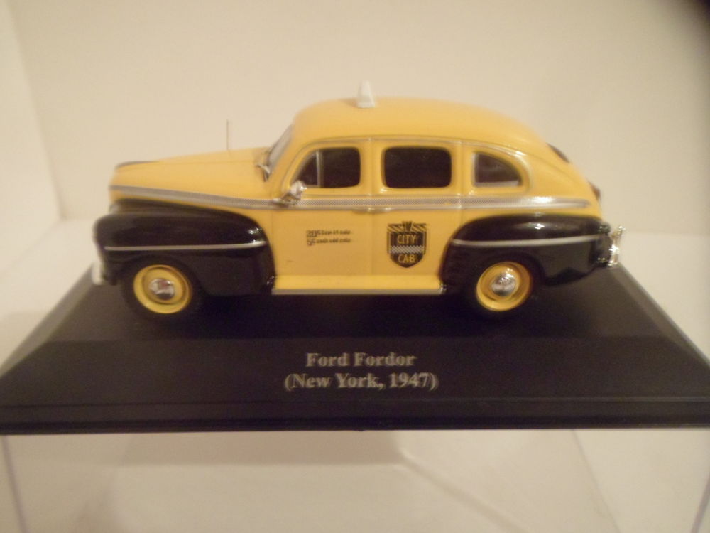 Ford fordoor - 1947 - taxi new york - solido 1/43 - voiture 