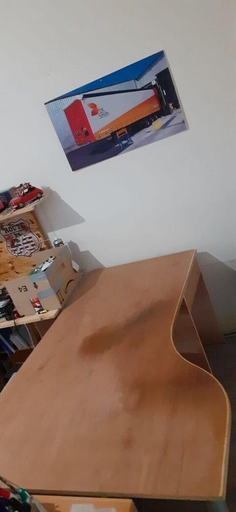 Bureau d'angle 60 Valserhne (01)