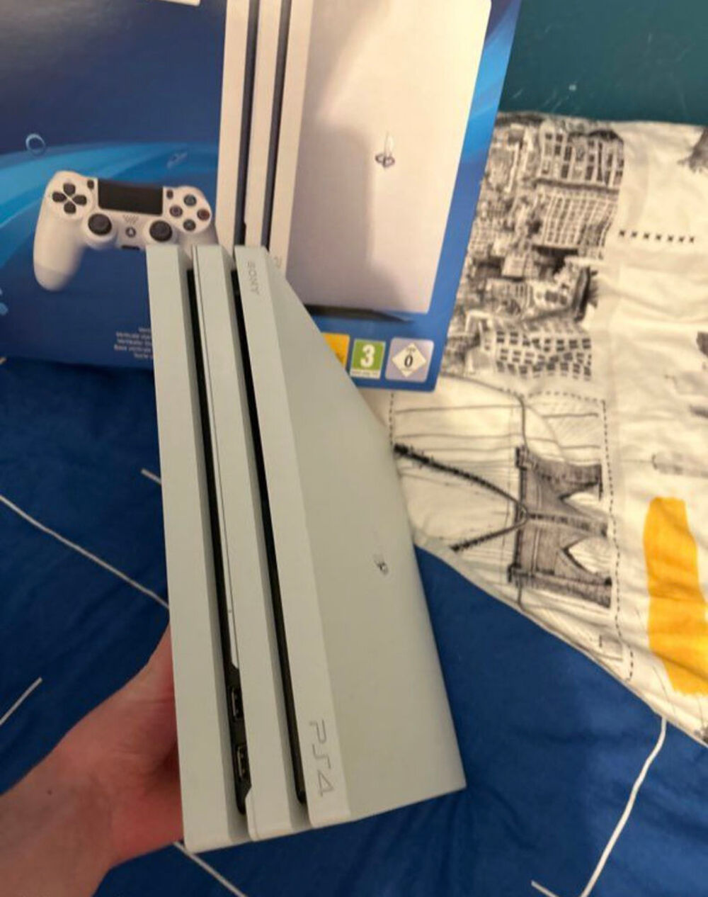 Ps4 Pro Blanche Consoles et jeux vidéos