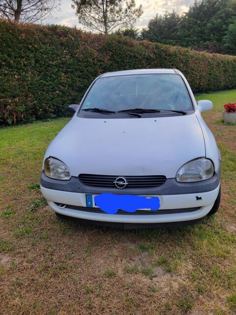 Opel corsa 1.2i 16V Edition 2000